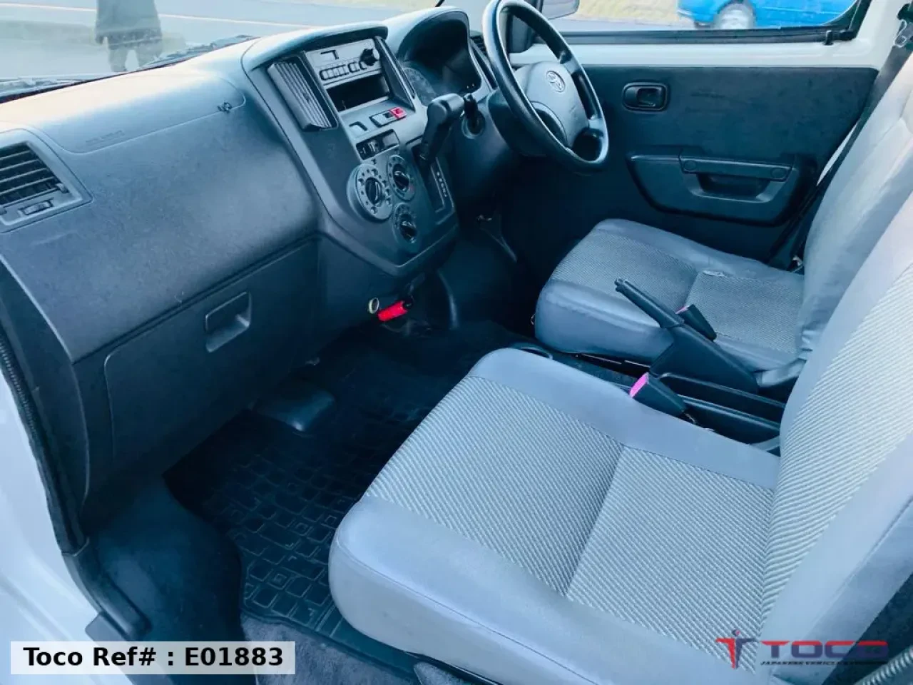 2009 TOYOTA TOWN ACE