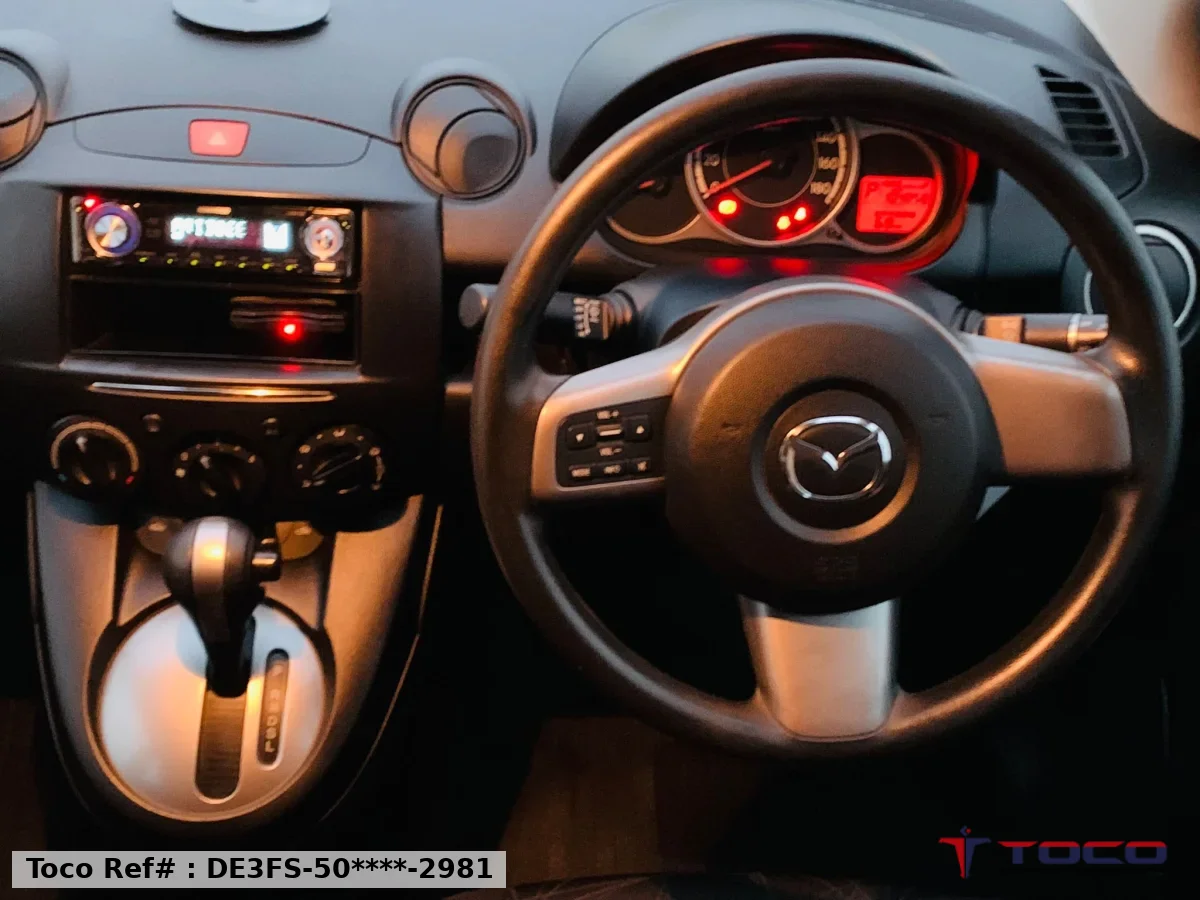 2011★MAZDA DEMIO