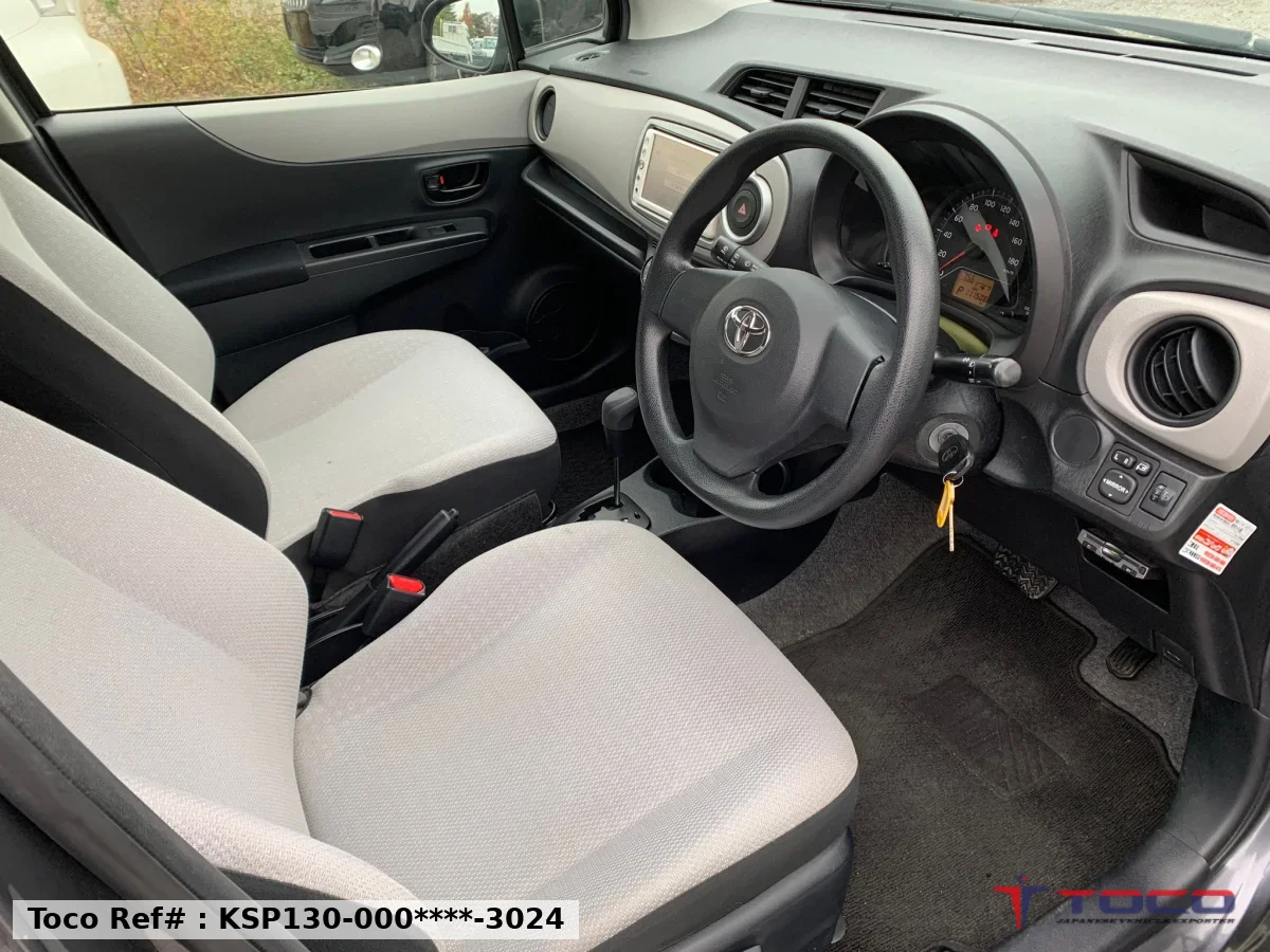 2011★TOYOTA VITZ