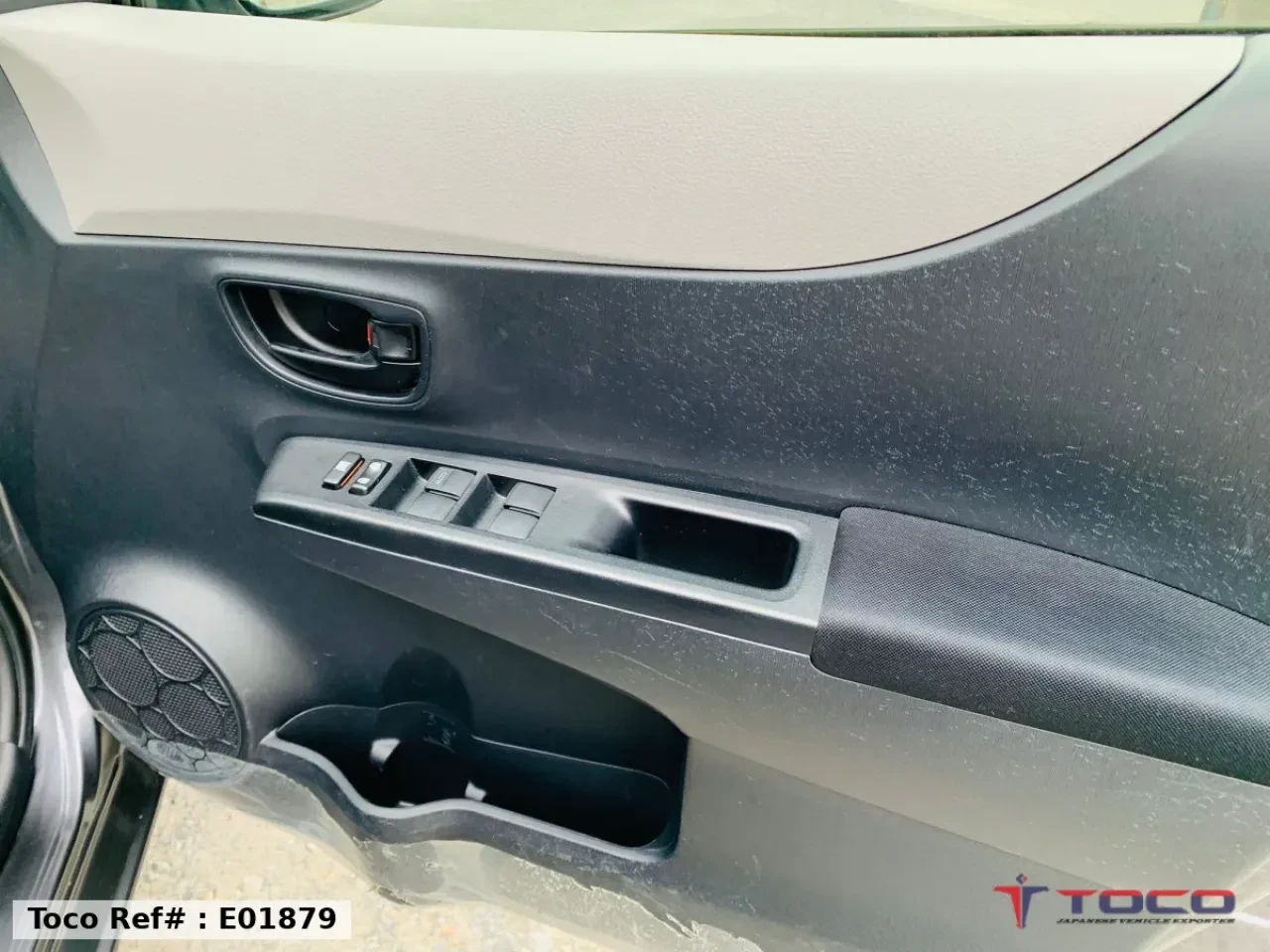 2011★TOYOTA VITZ