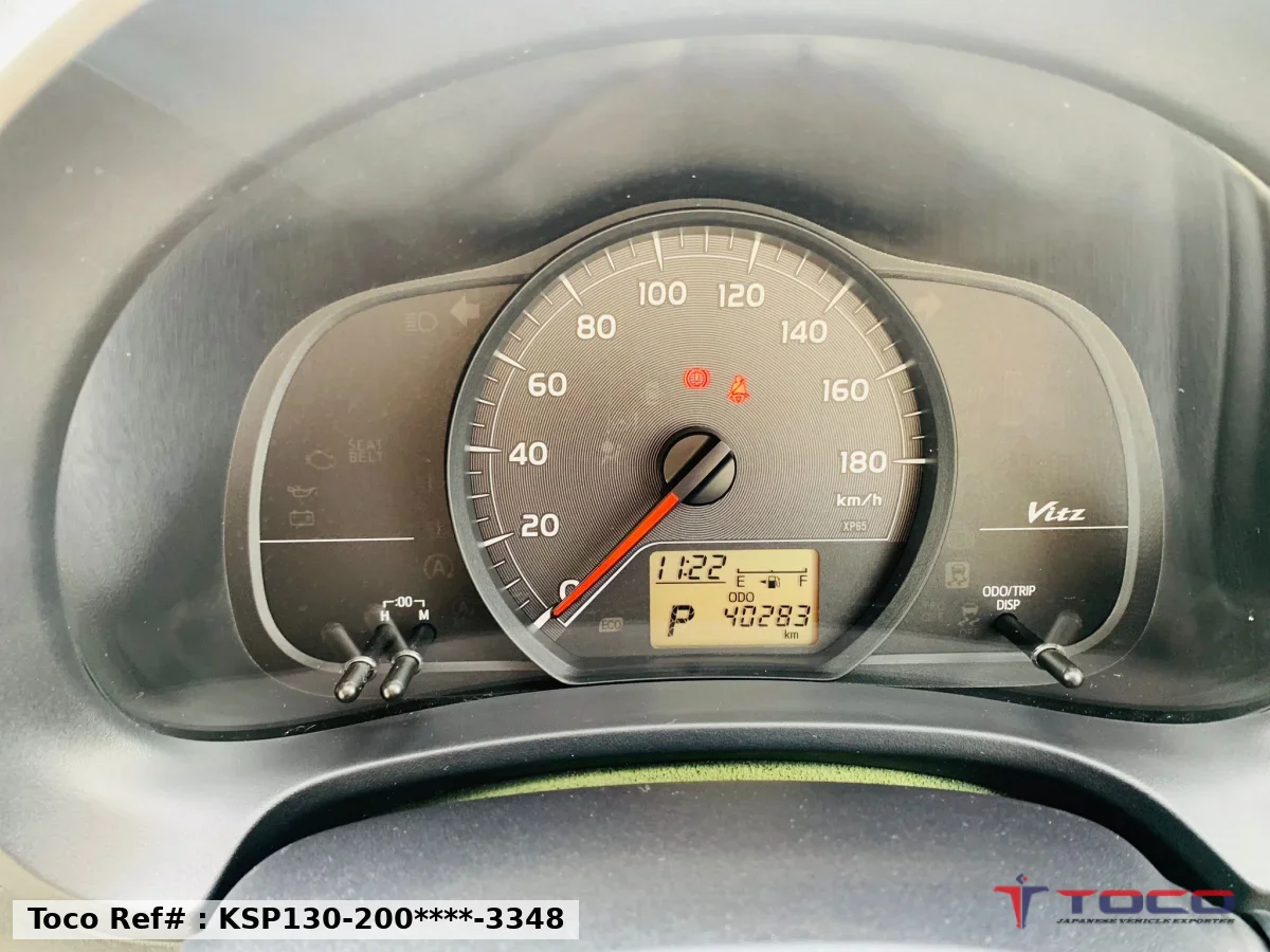 2011★TOYOTA VITZ