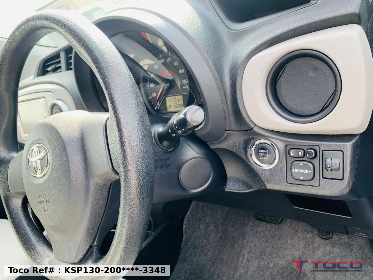 2011★TOYOTA VITZ