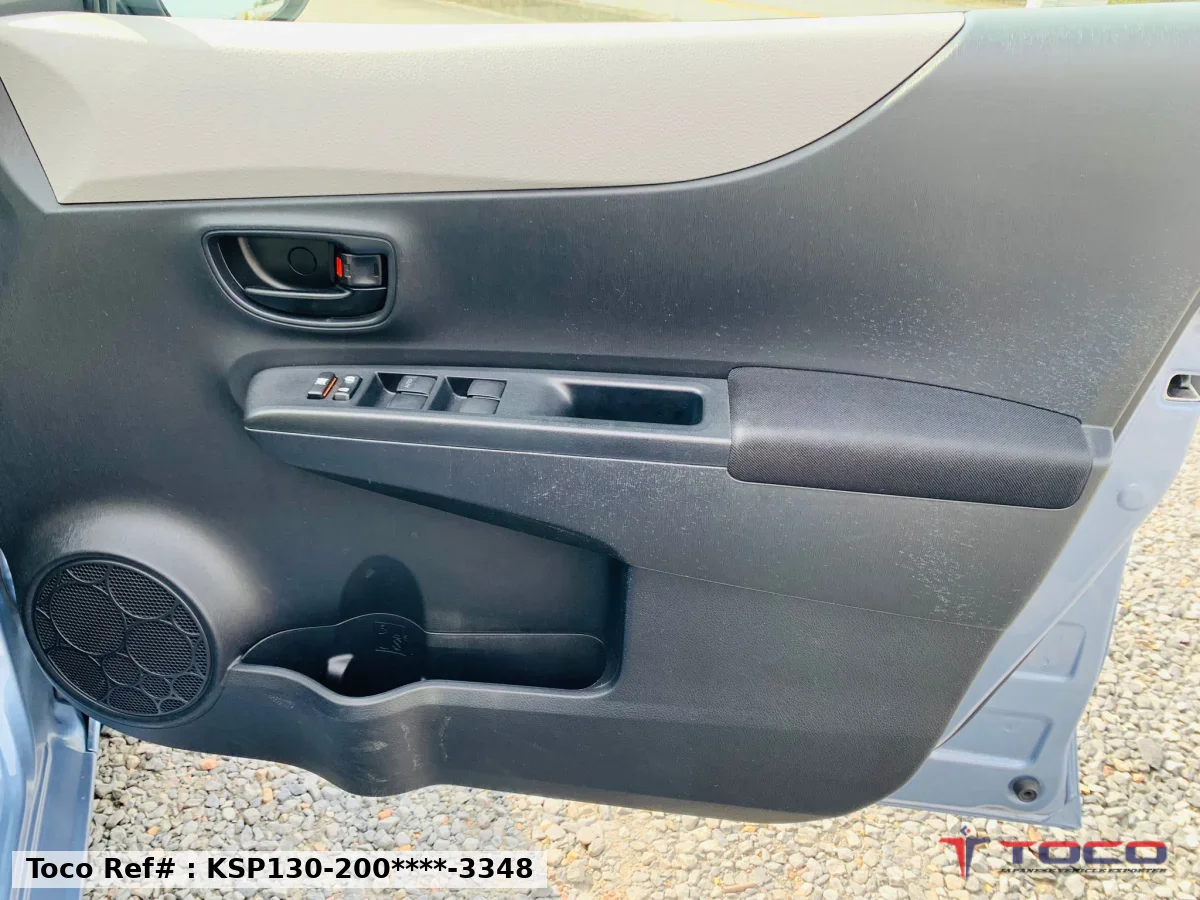2011★TOYOTA VITZ