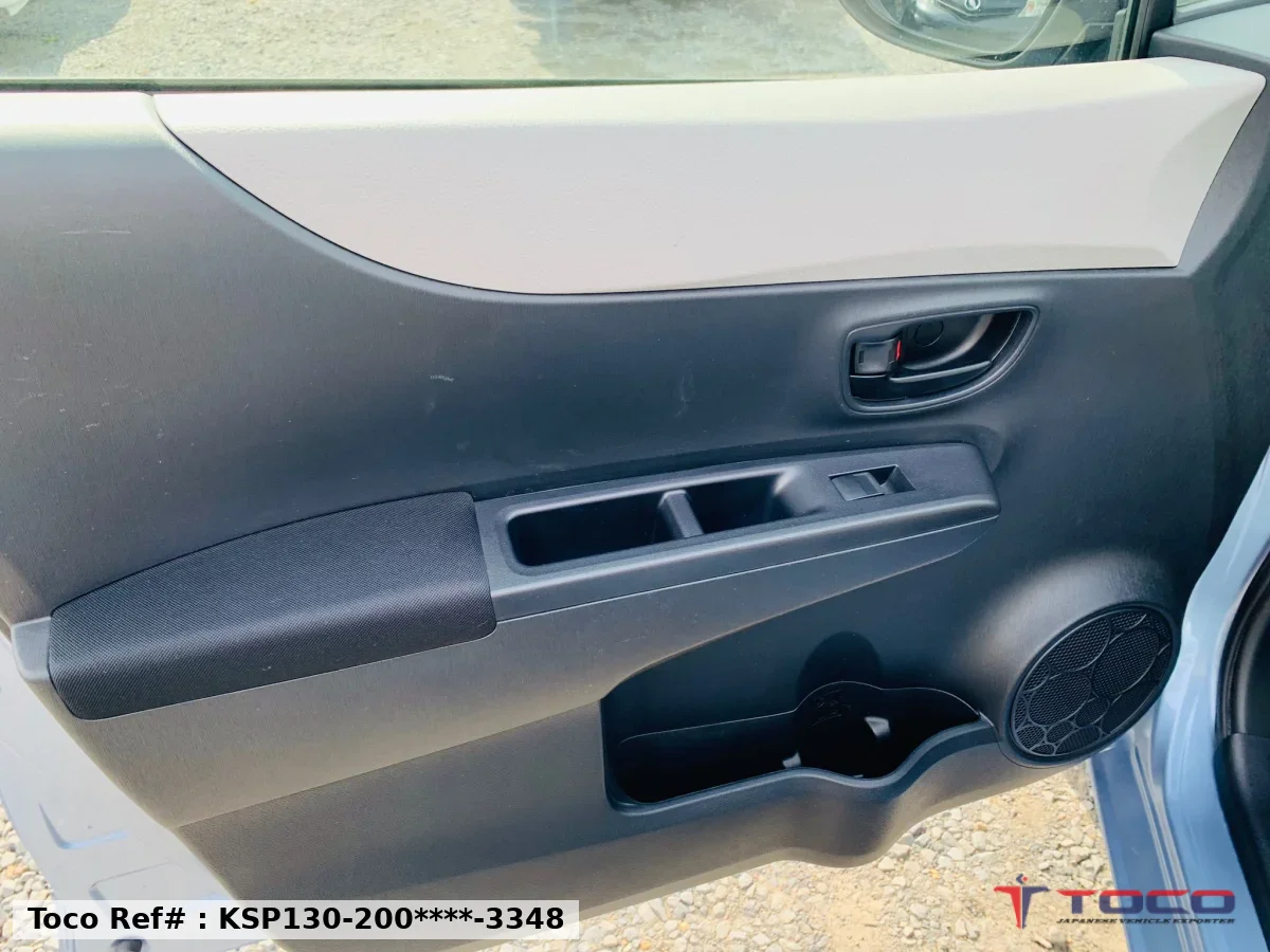 2011★TOYOTA VITZ