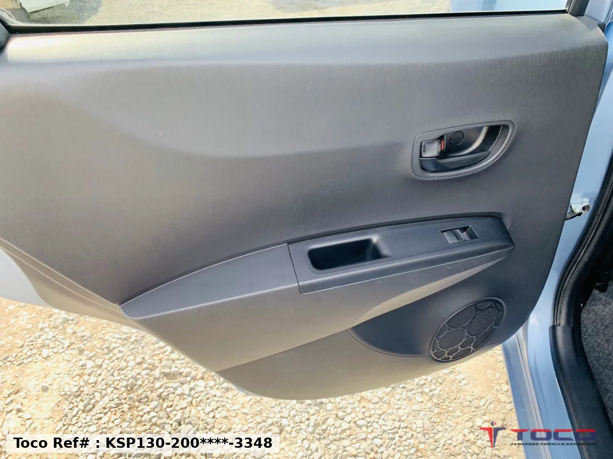 2011★TOYOTA VITZ