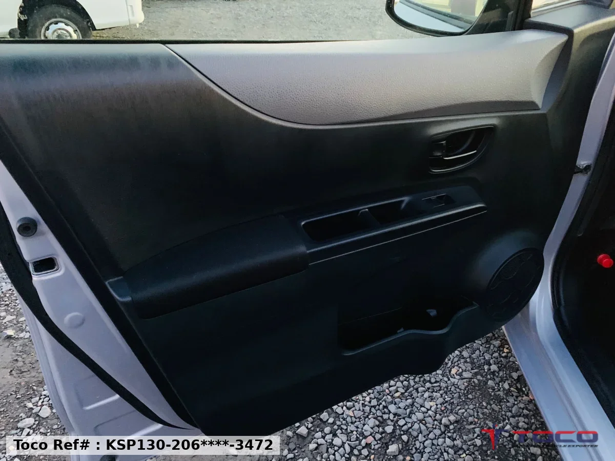 2012★TOYOTA VITZ
