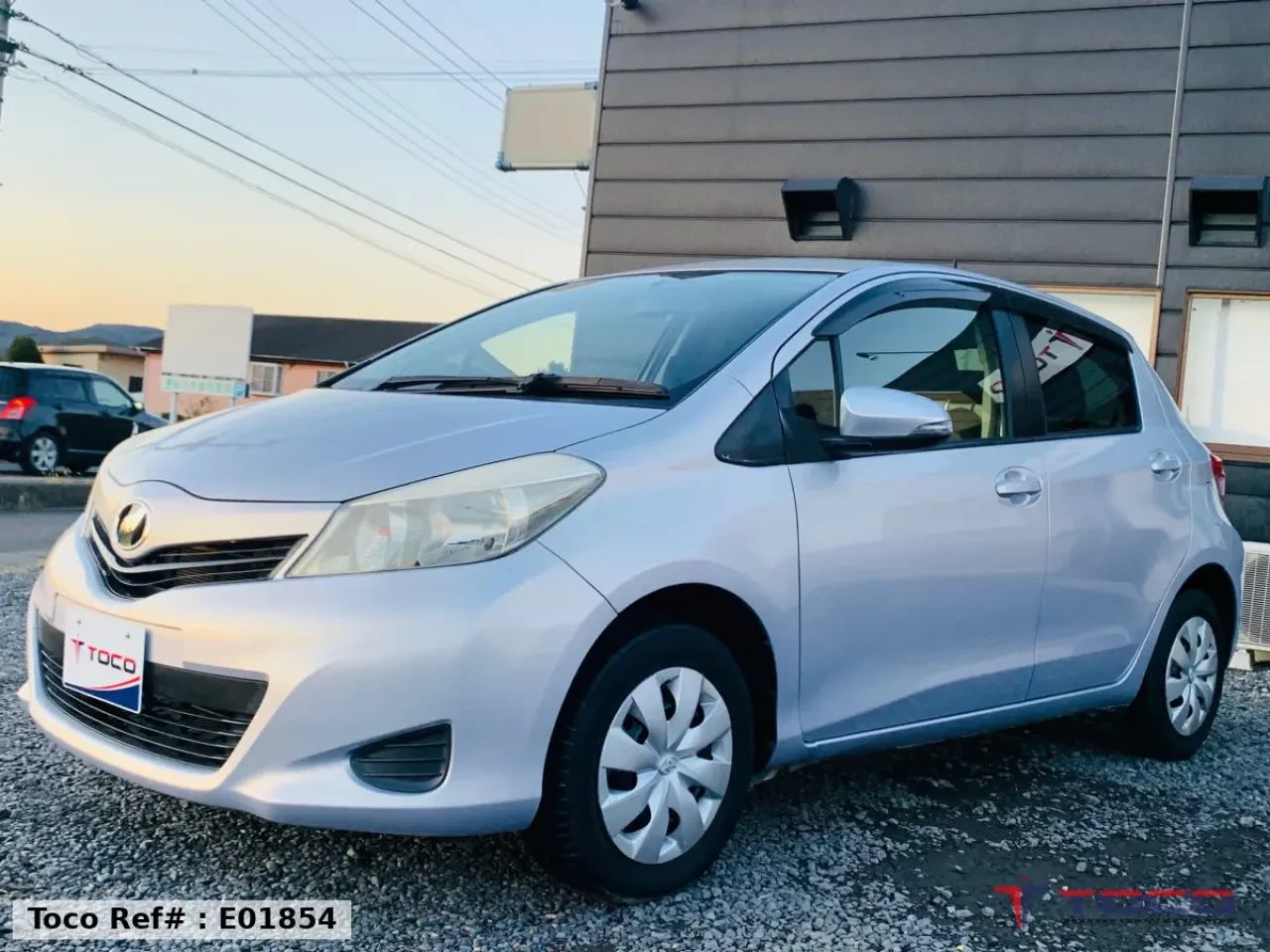 2013 TOYOTA VITZ