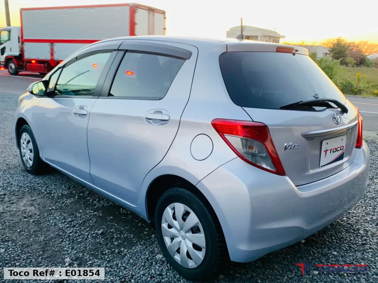 2013 TOYOTA VITZ