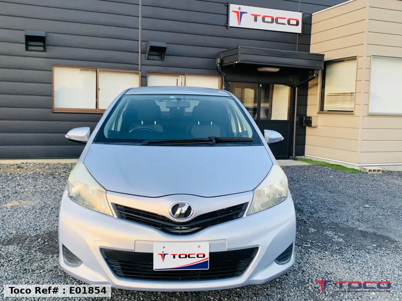 2013 TOYOTA VITZ