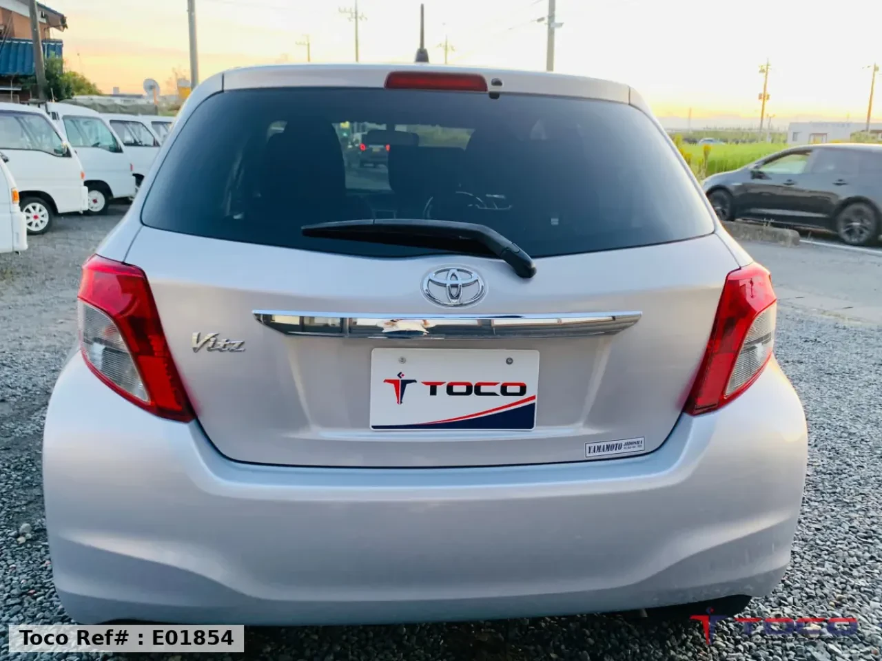 2013 TOYOTA VITZ