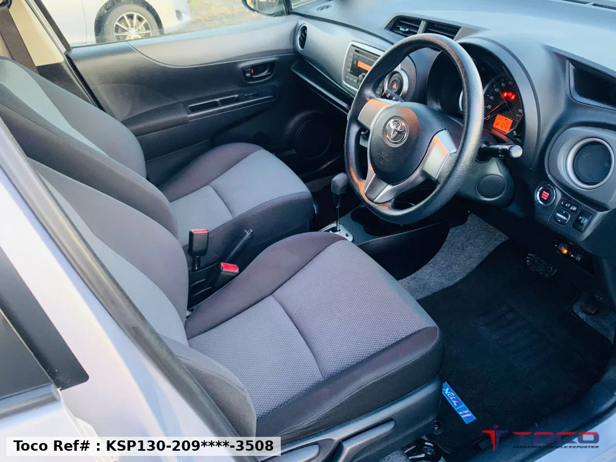2013★TOYOTA VITZ