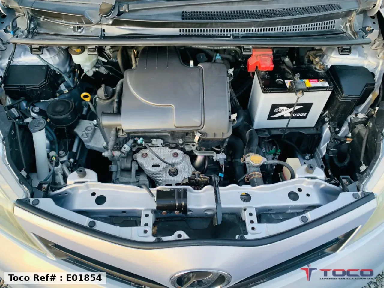 2013 TOYOTA VITZ