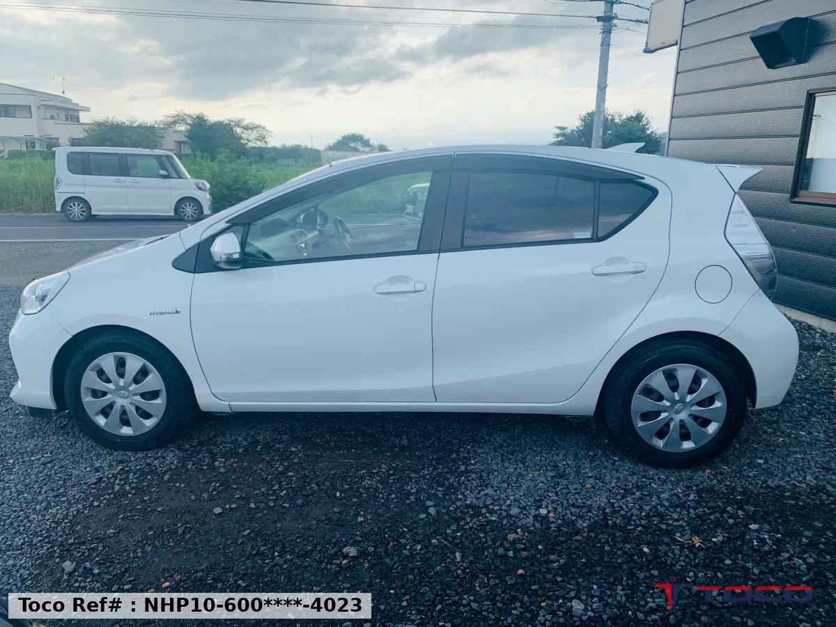 2012★TOYOTA AQUA