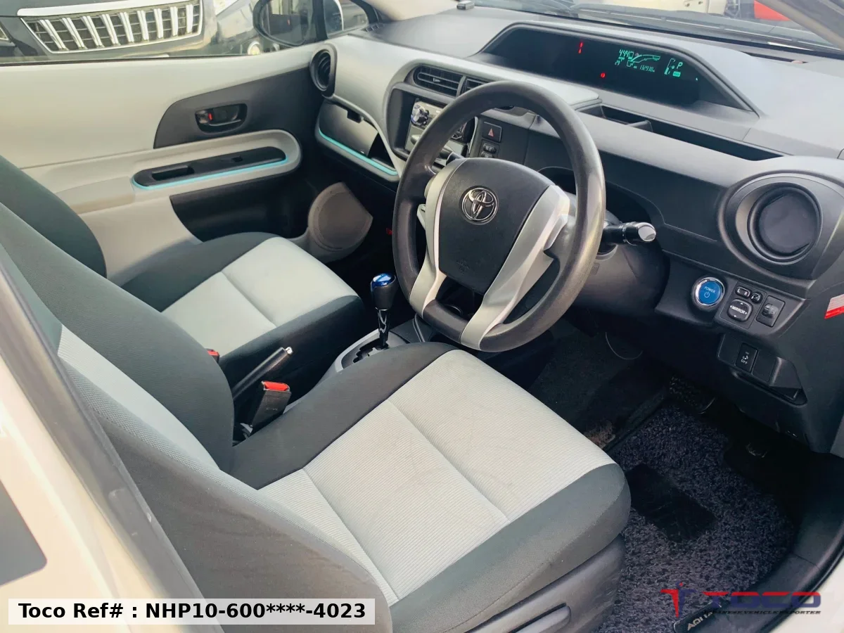 2012★TOYOTA AQUA
