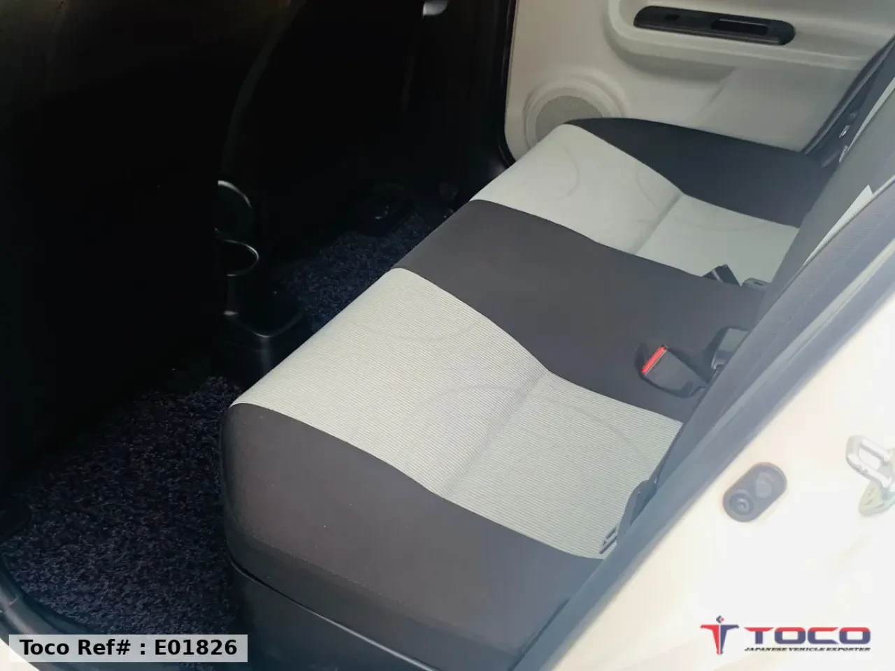 2012 TOYOTA AQUA
