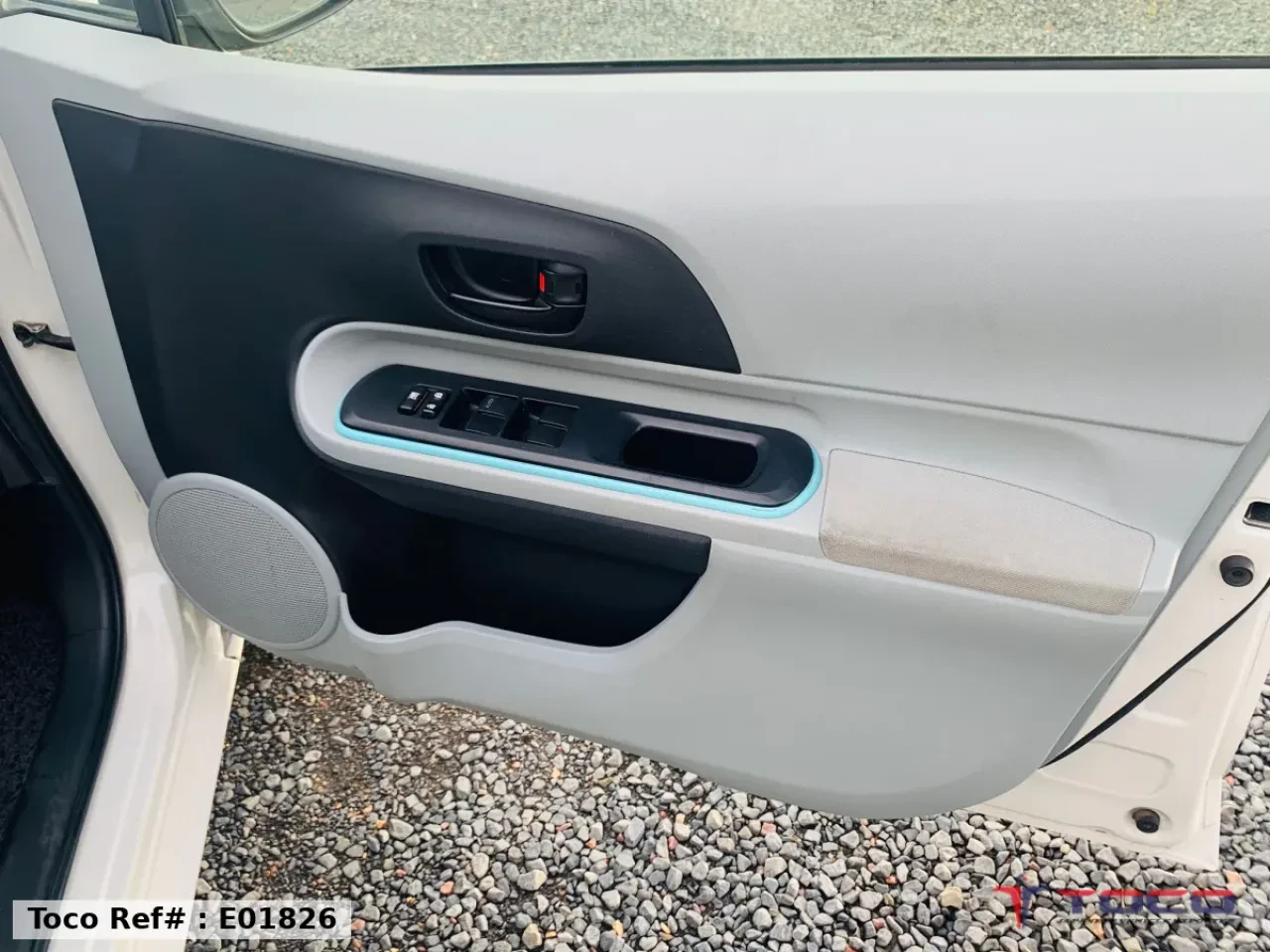 2012 TOYOTA AQUA