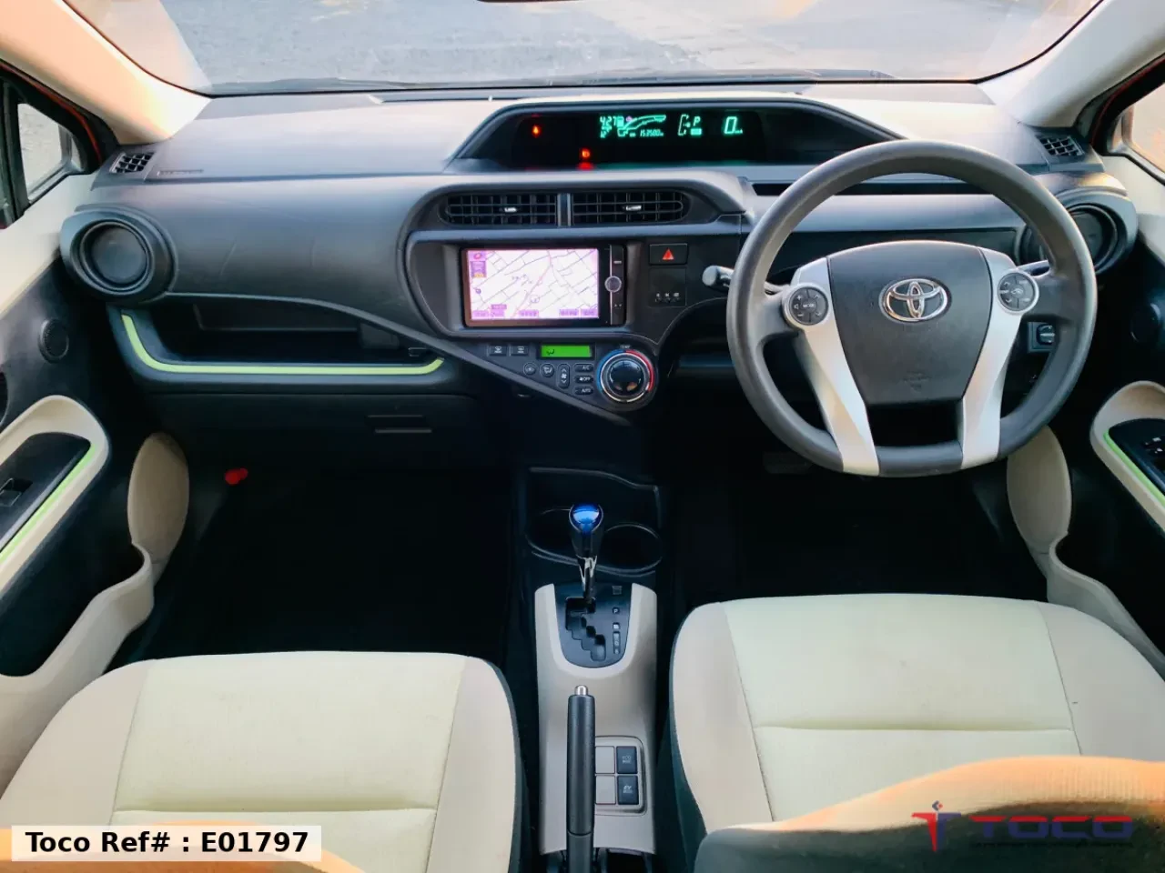 2012★TOYOTA AQUA