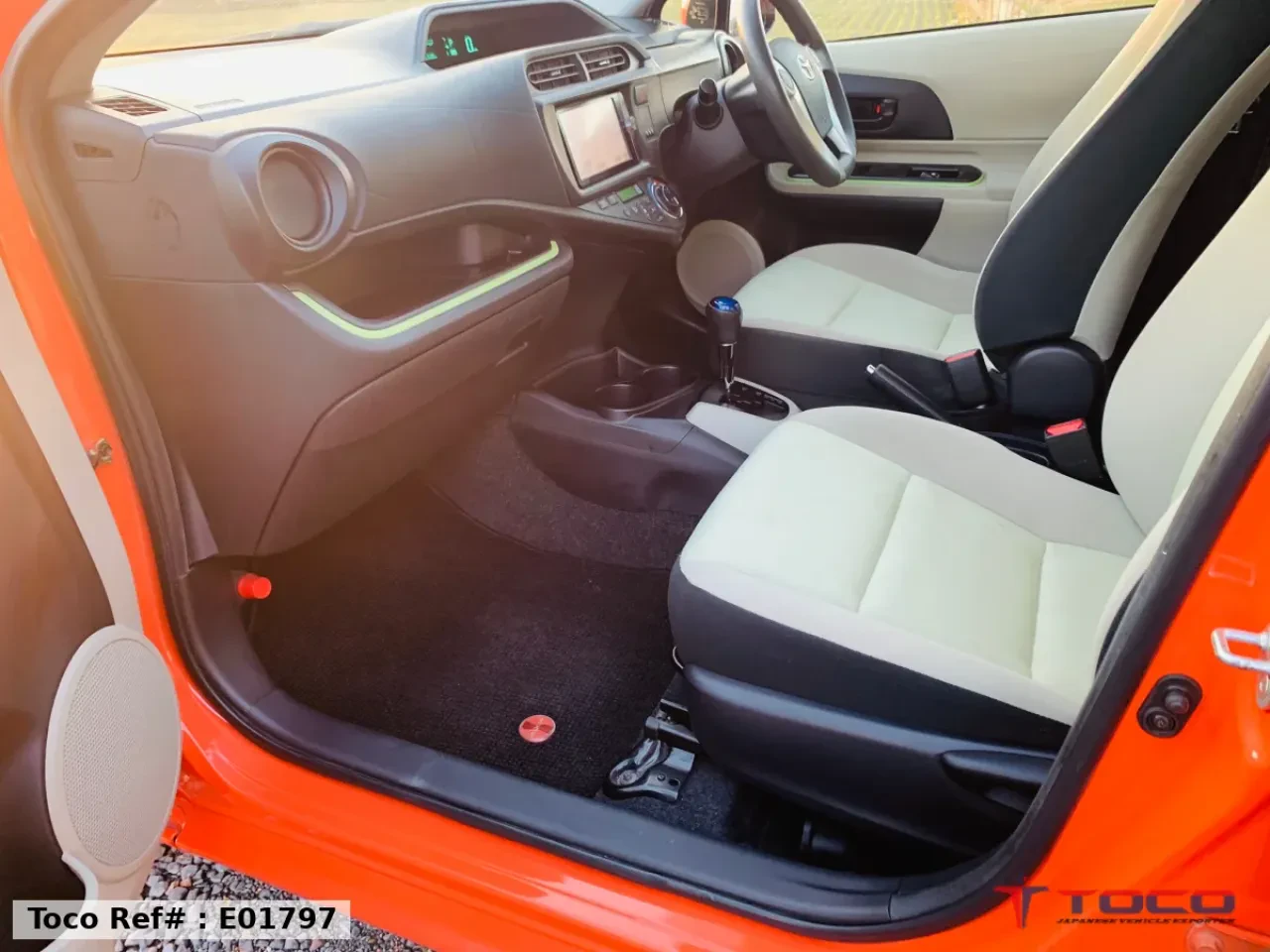 2012★TOYOTA AQUA
