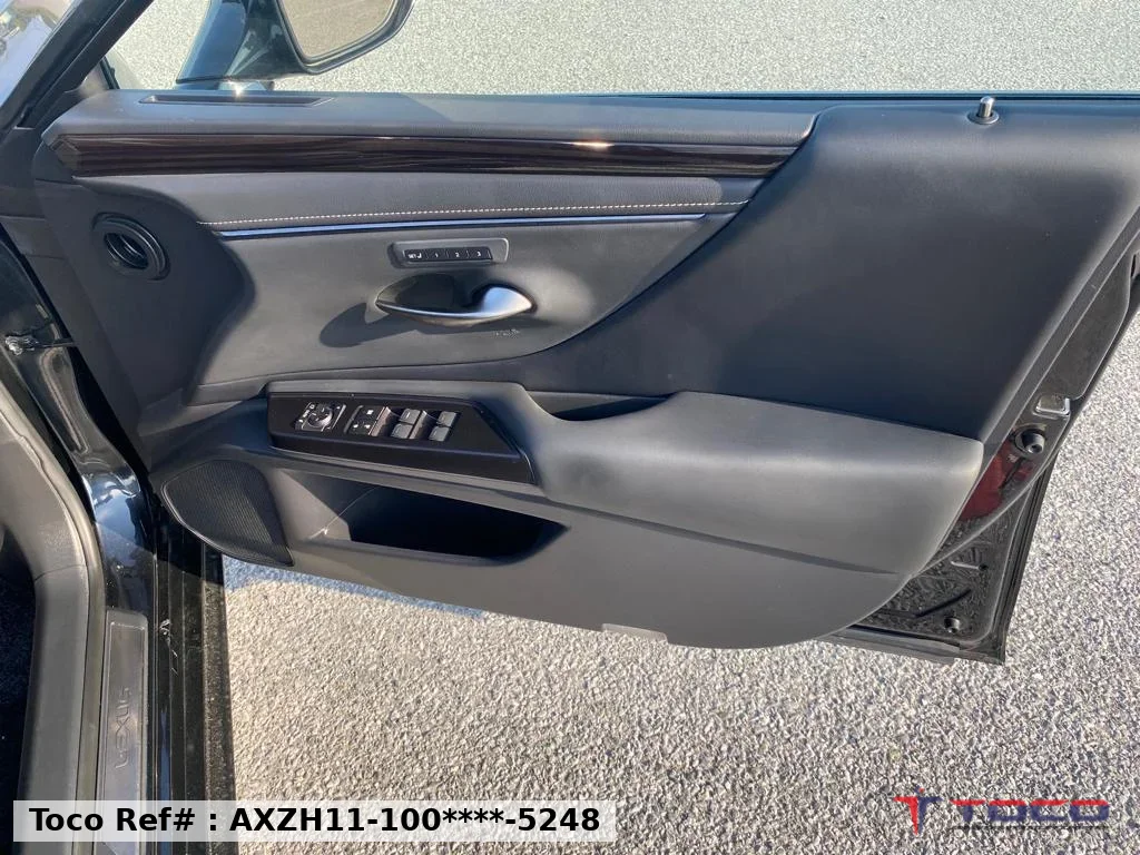 2020★LEXUS ES 300h