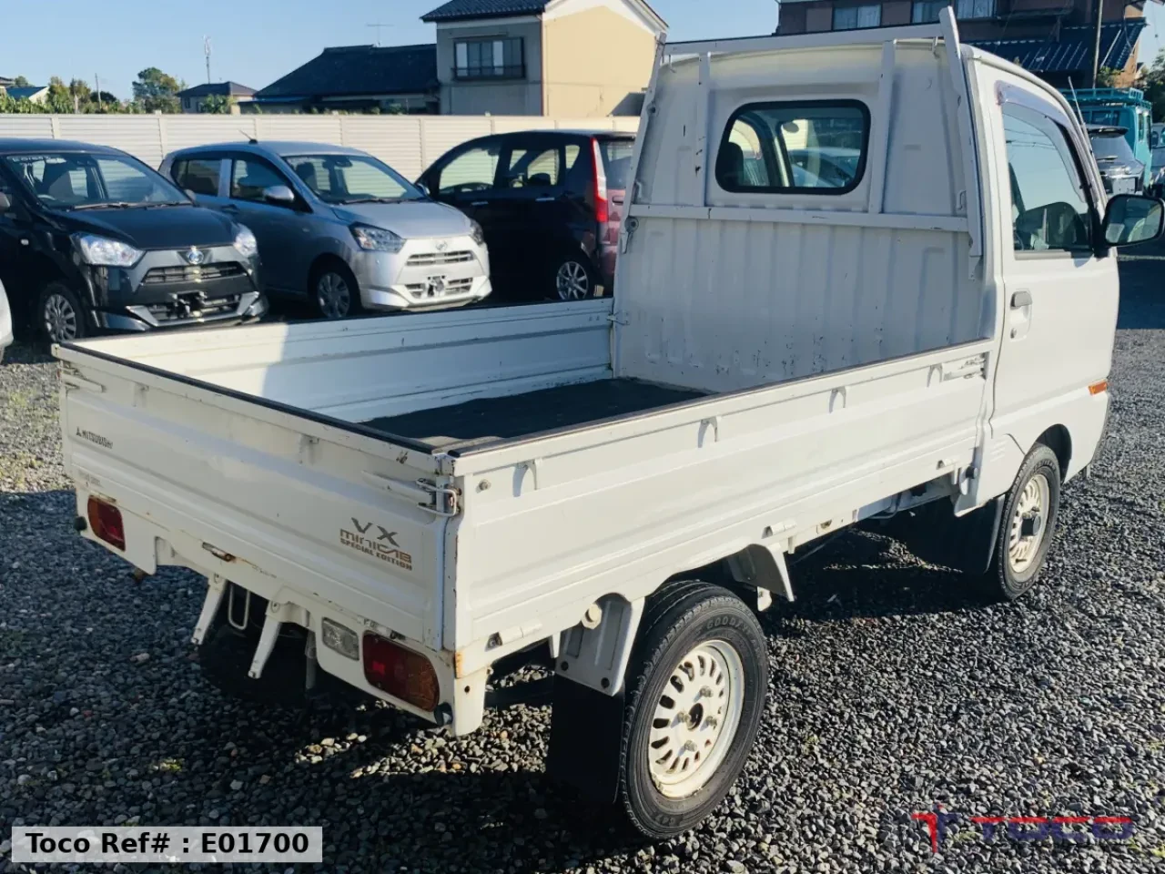 1997 MITSUBISHI MINICAB TRUCK