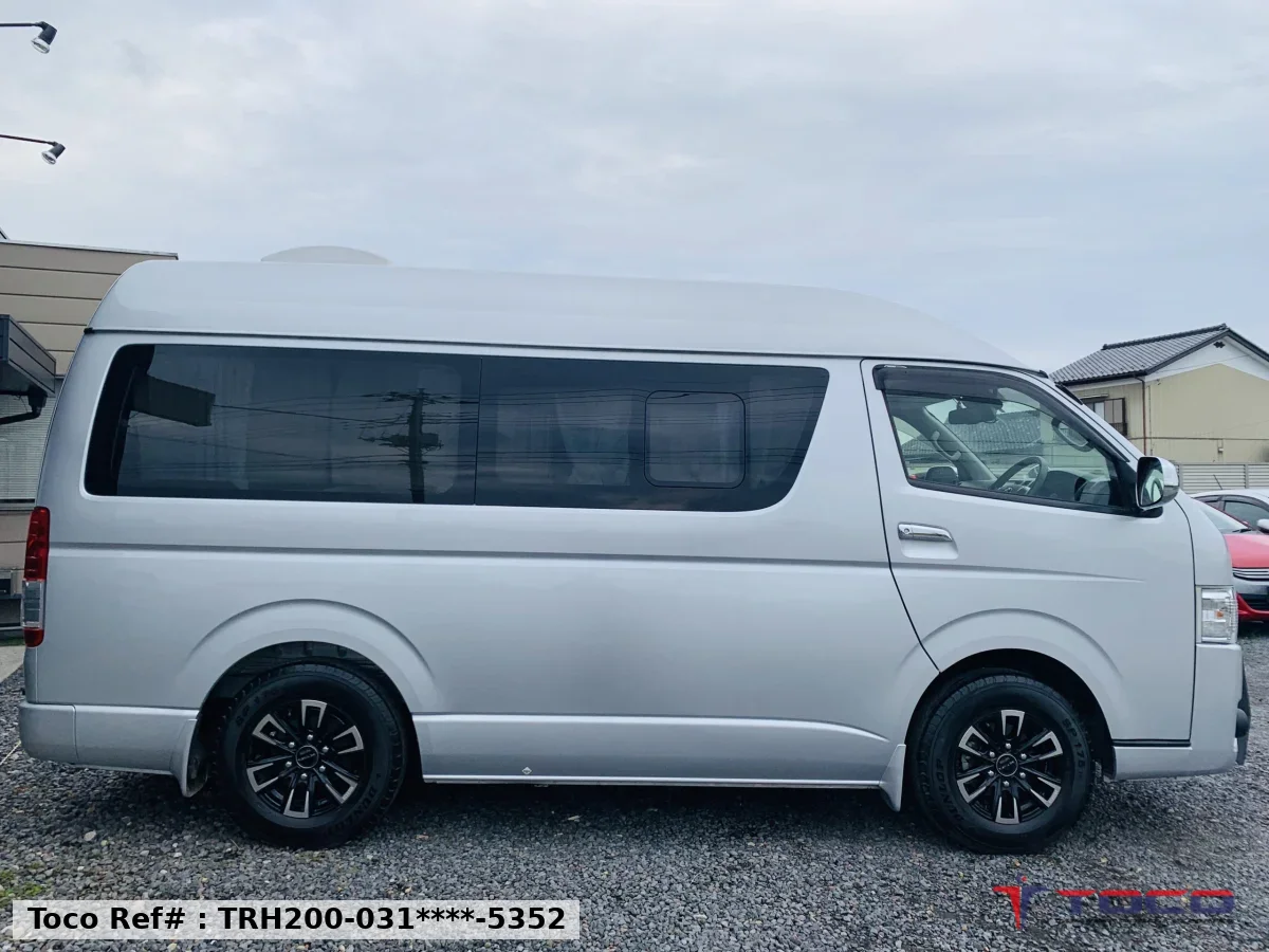 2020★TOYOTA HIACE CAMPER