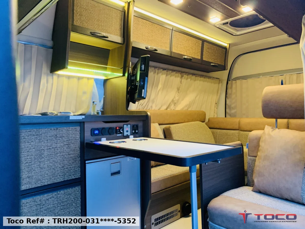 2020★TOYOTA HIACE CAMPER