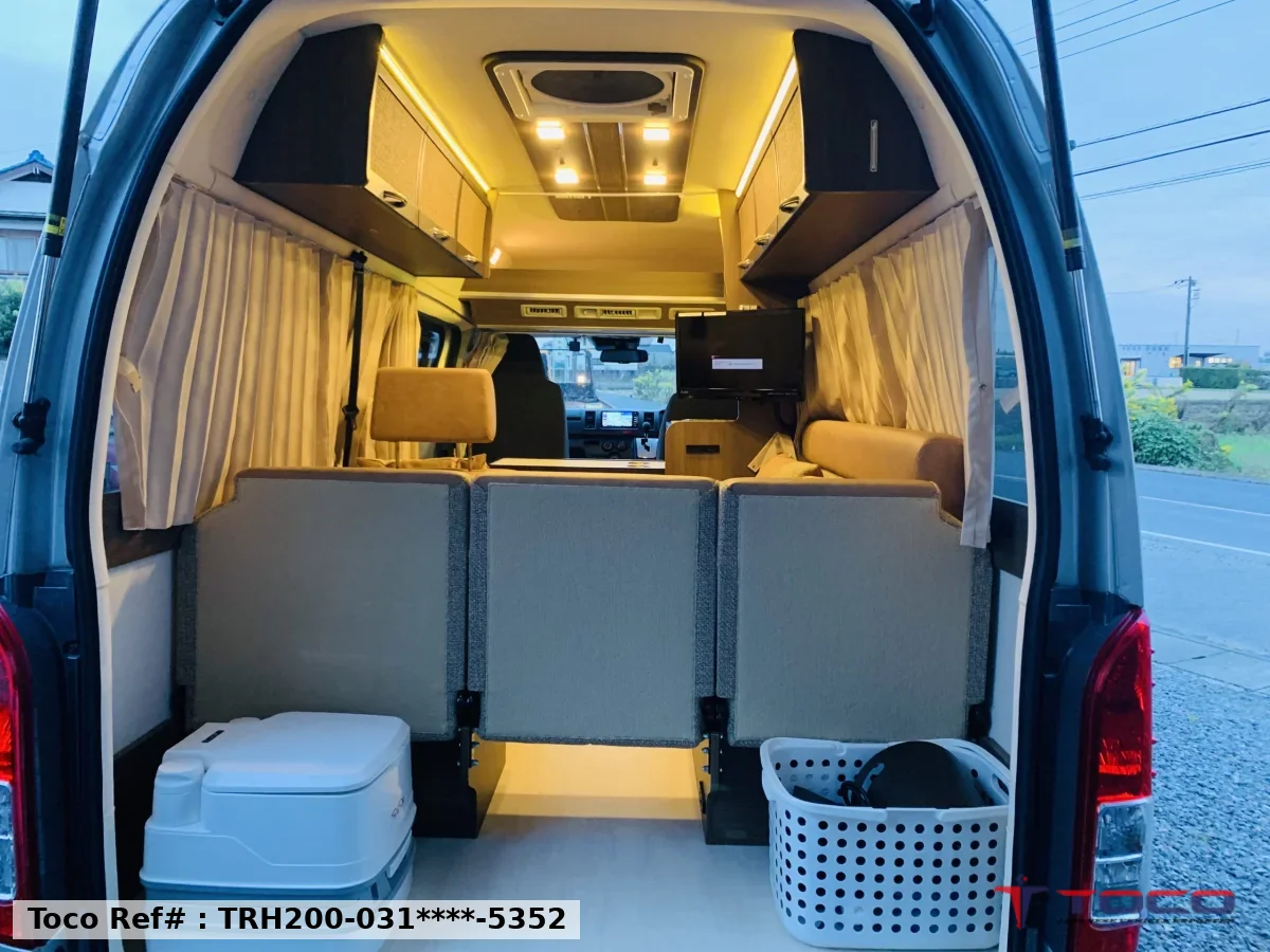 2020★TOYOTA HIACE CAMPER