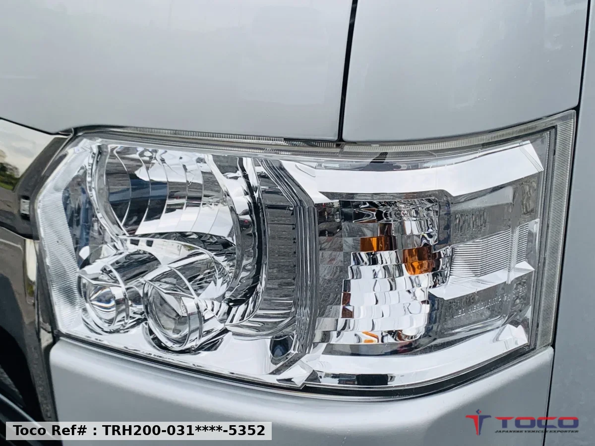 2020★TOYOTA HIACE CAMPER