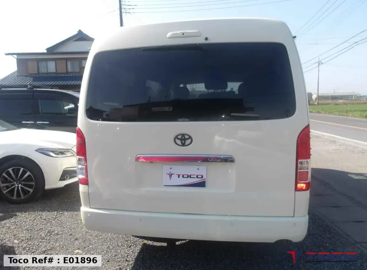 2023★TOYOTA HIACE 2.7 GL