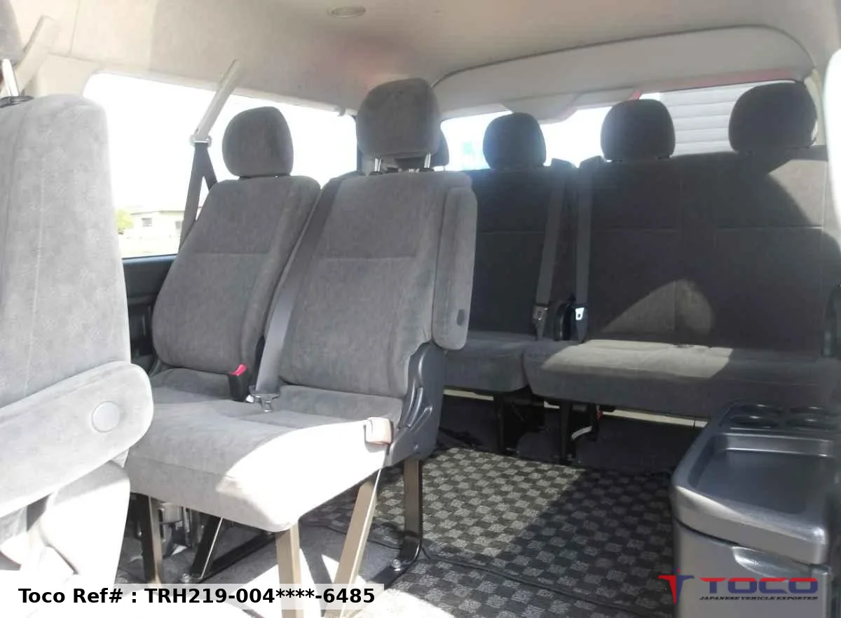 2023★TOYOTA HIACE 2.7 GL