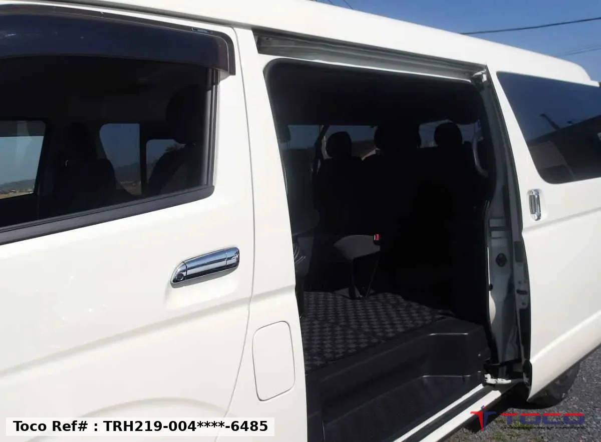 2023★TOYOTA HIACE 2.7 GL