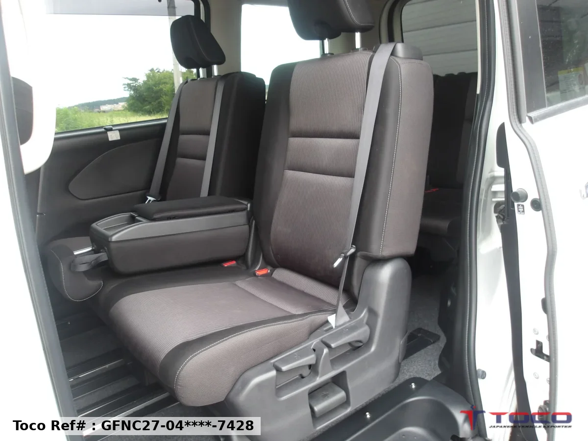 2022 NISSAN SERENA-HIGHWAYSTAR V