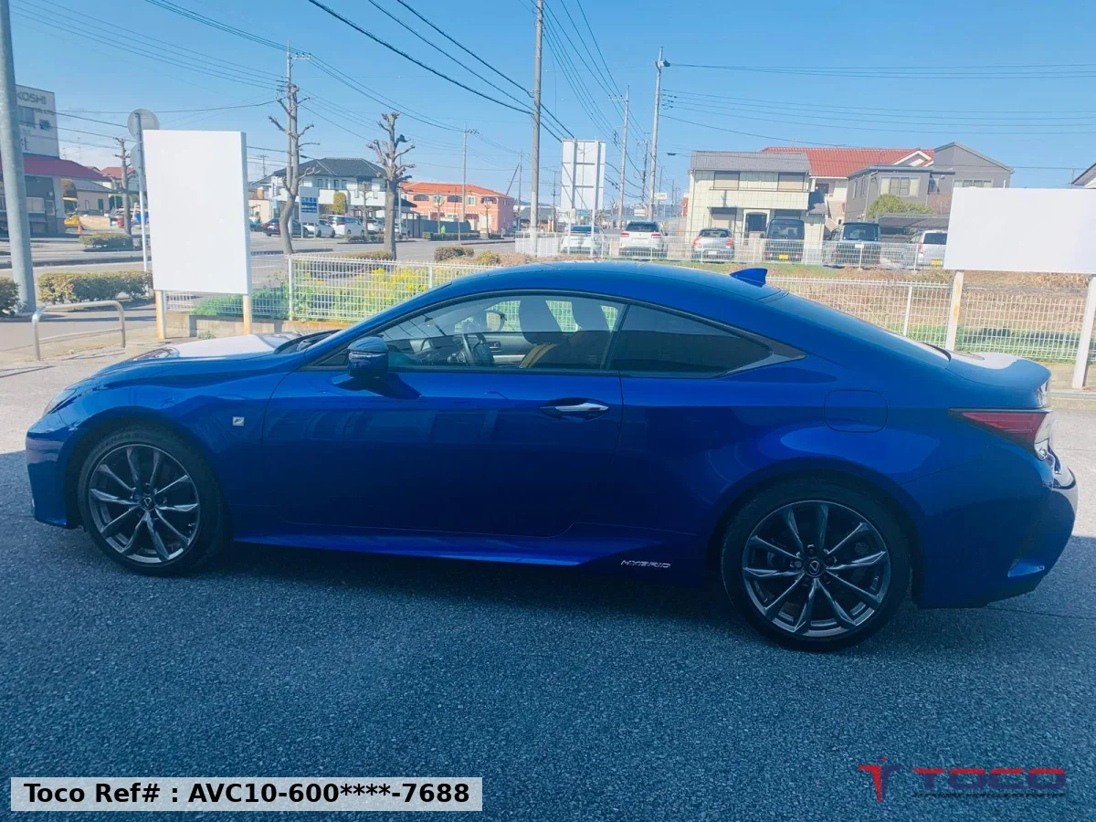 2022 LEXUS RC300h