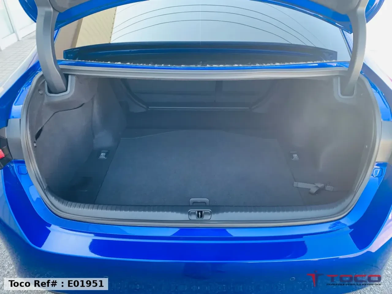 2022 LEXUS RC300h