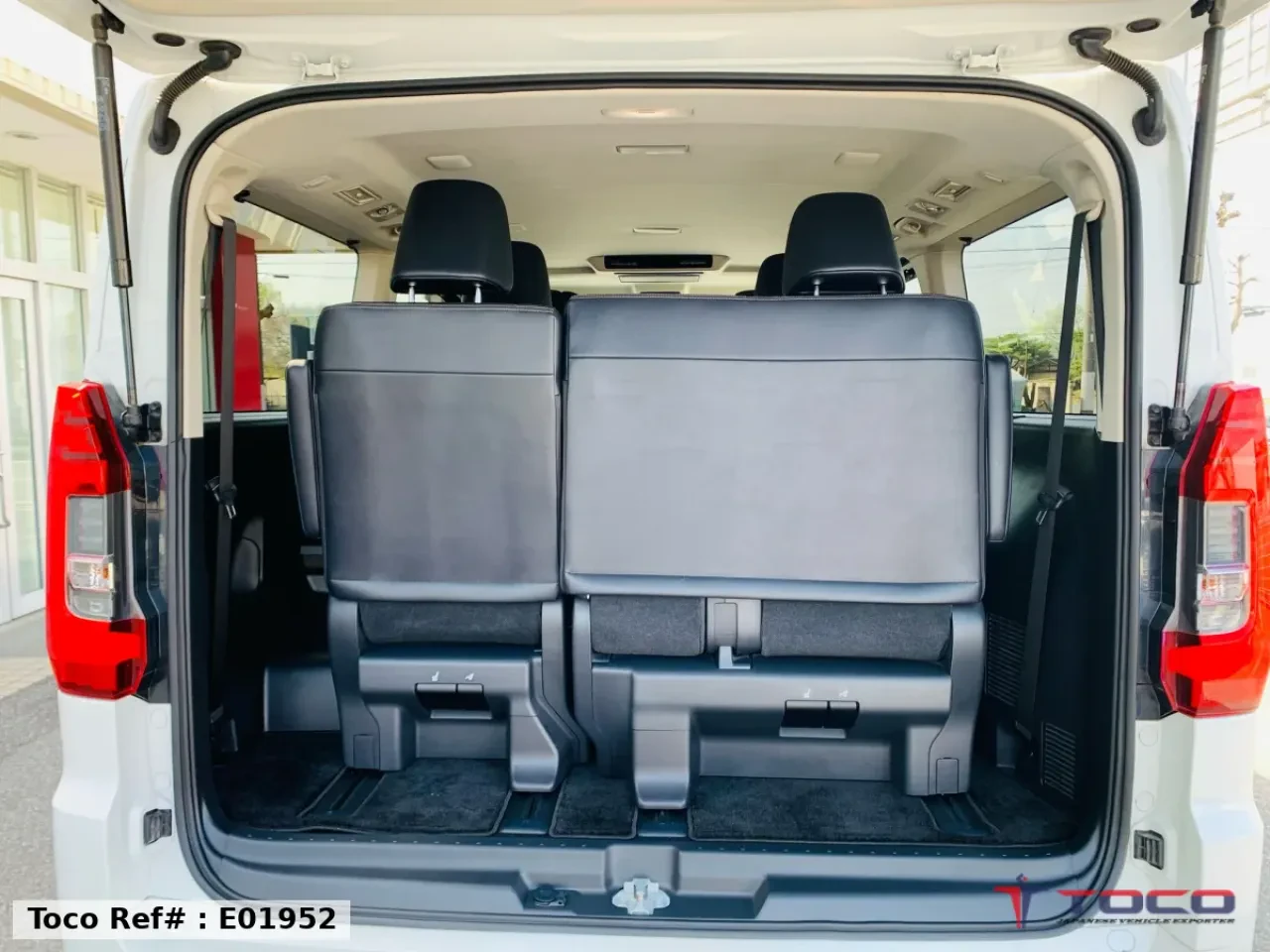 2023 TOYOTA GRANACE