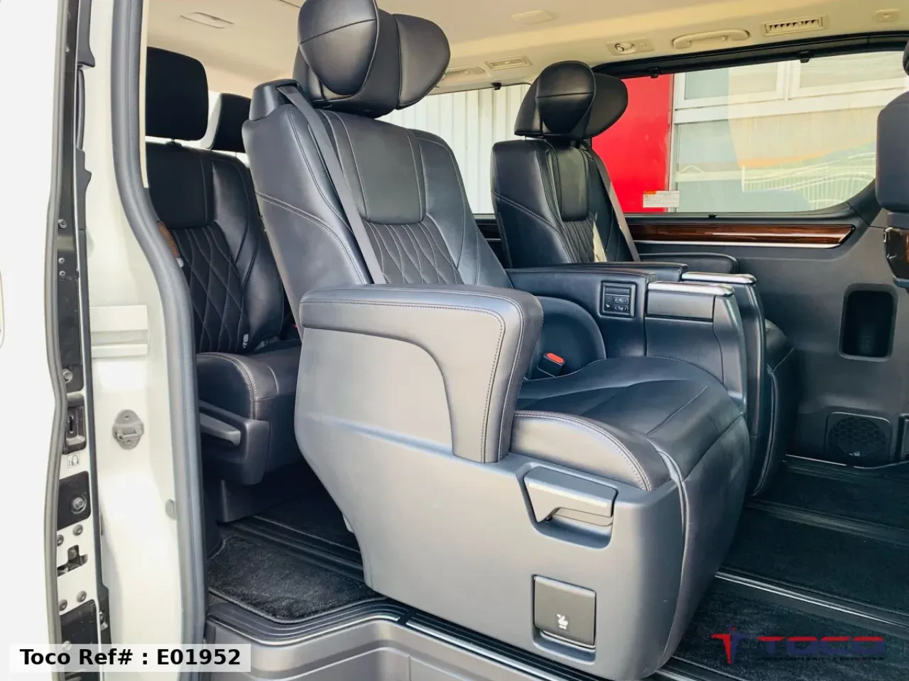 2023 TOYOTA GRANACE