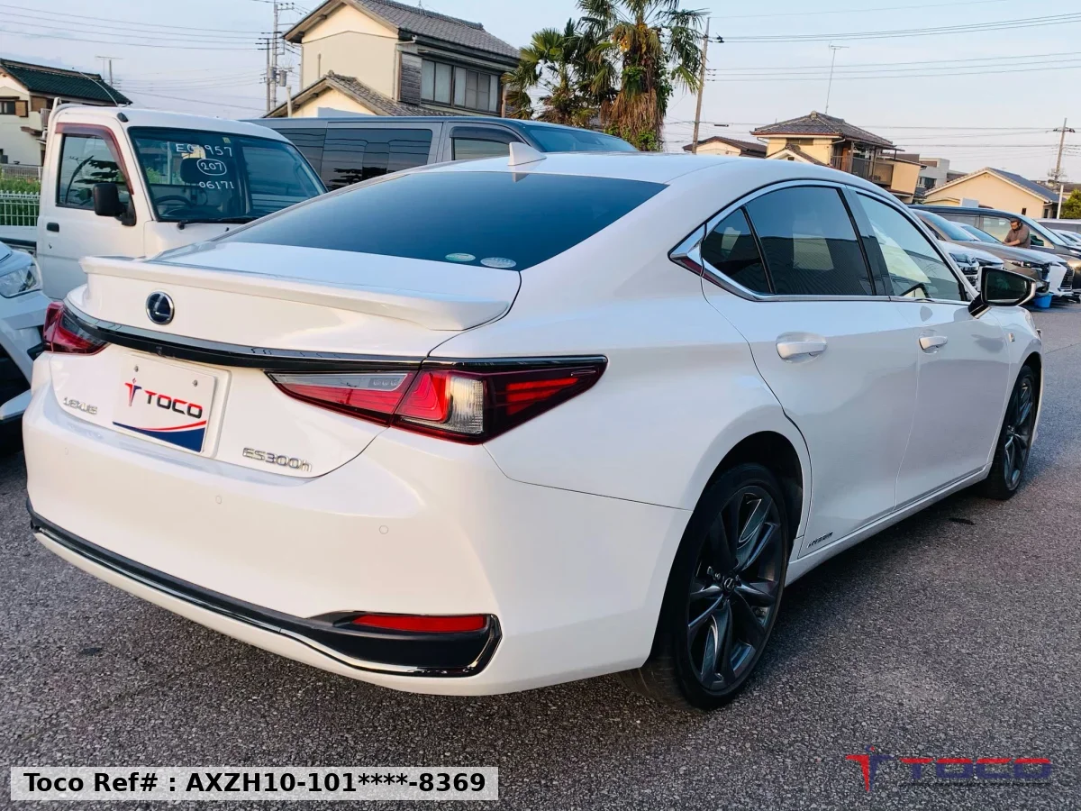 2020 LEXUS ES300h