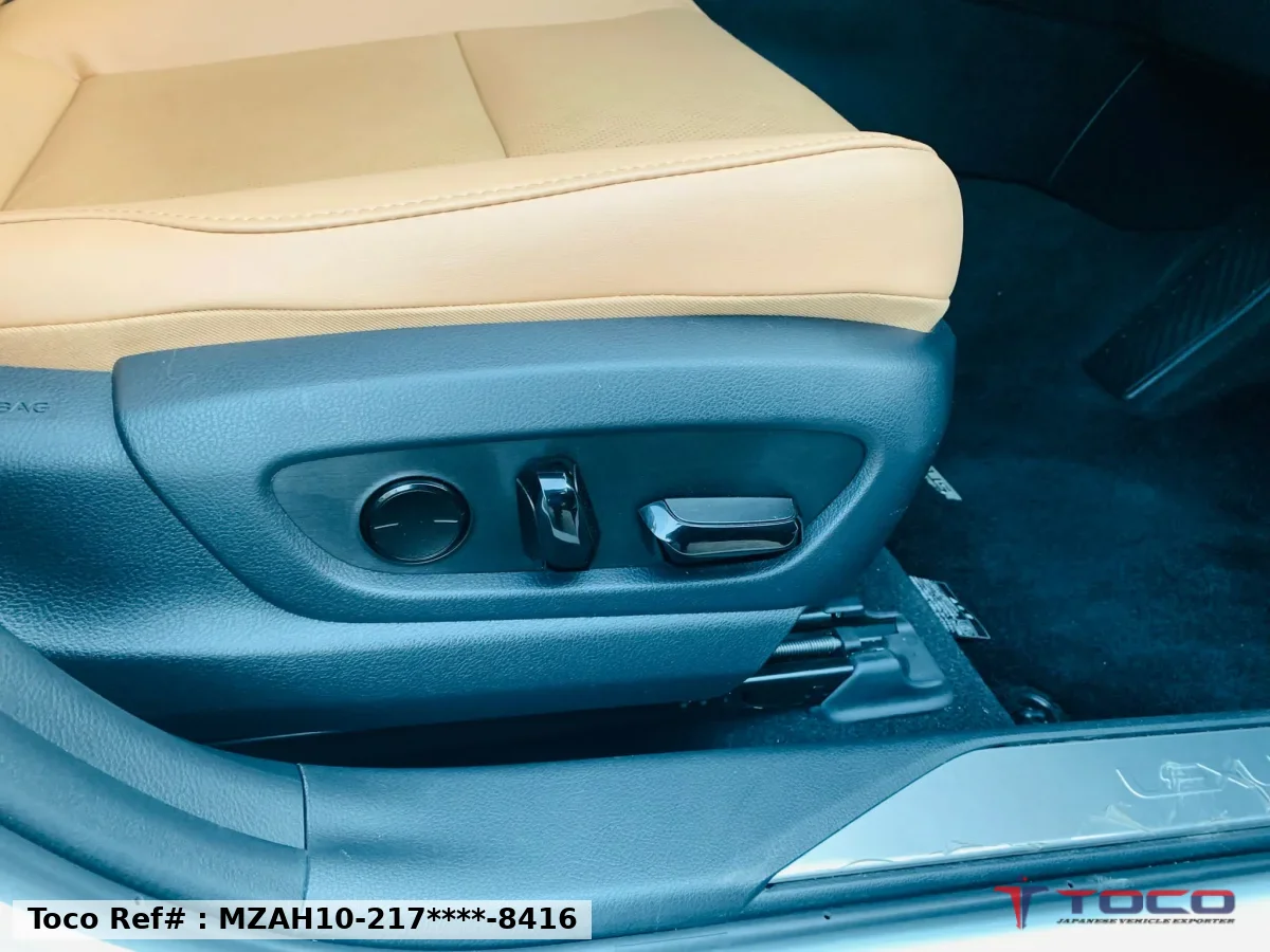 2023 LEXUS UX250h