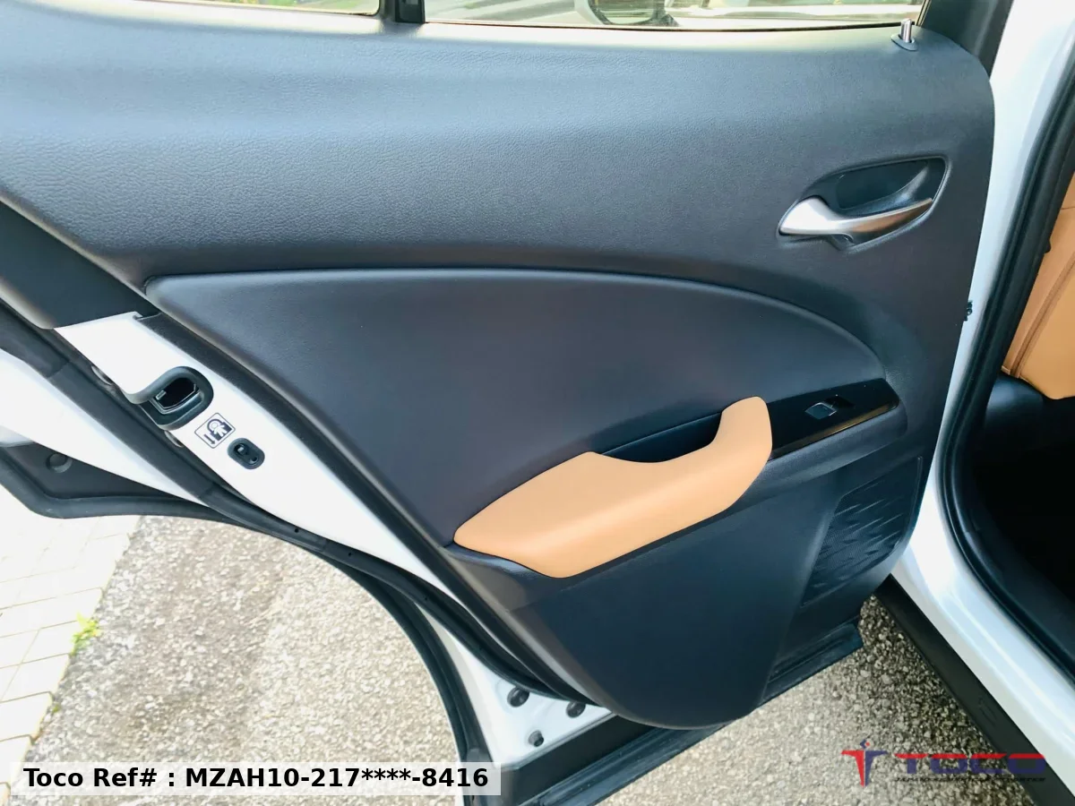 2023 LEXUS UX250h