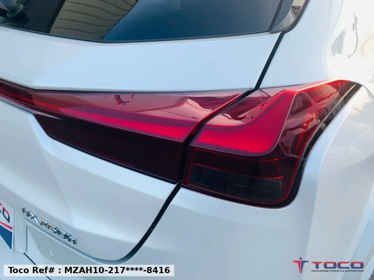 2023 LEXUS UX250h