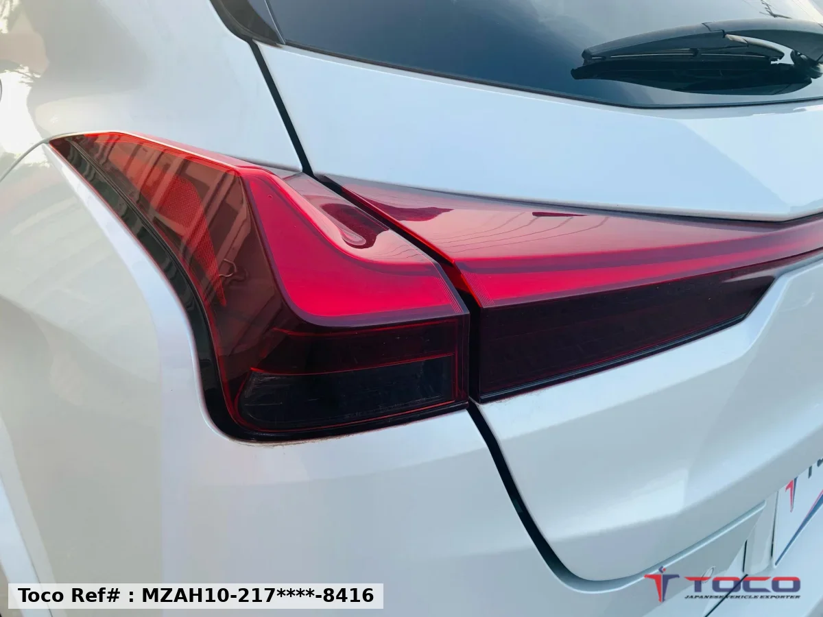 2023 LEXUS UX250h