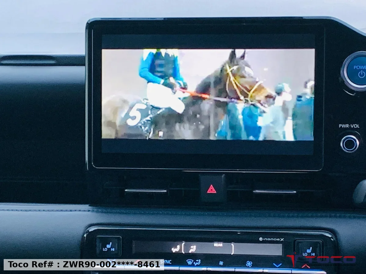 2022 TOYOTA VOXY