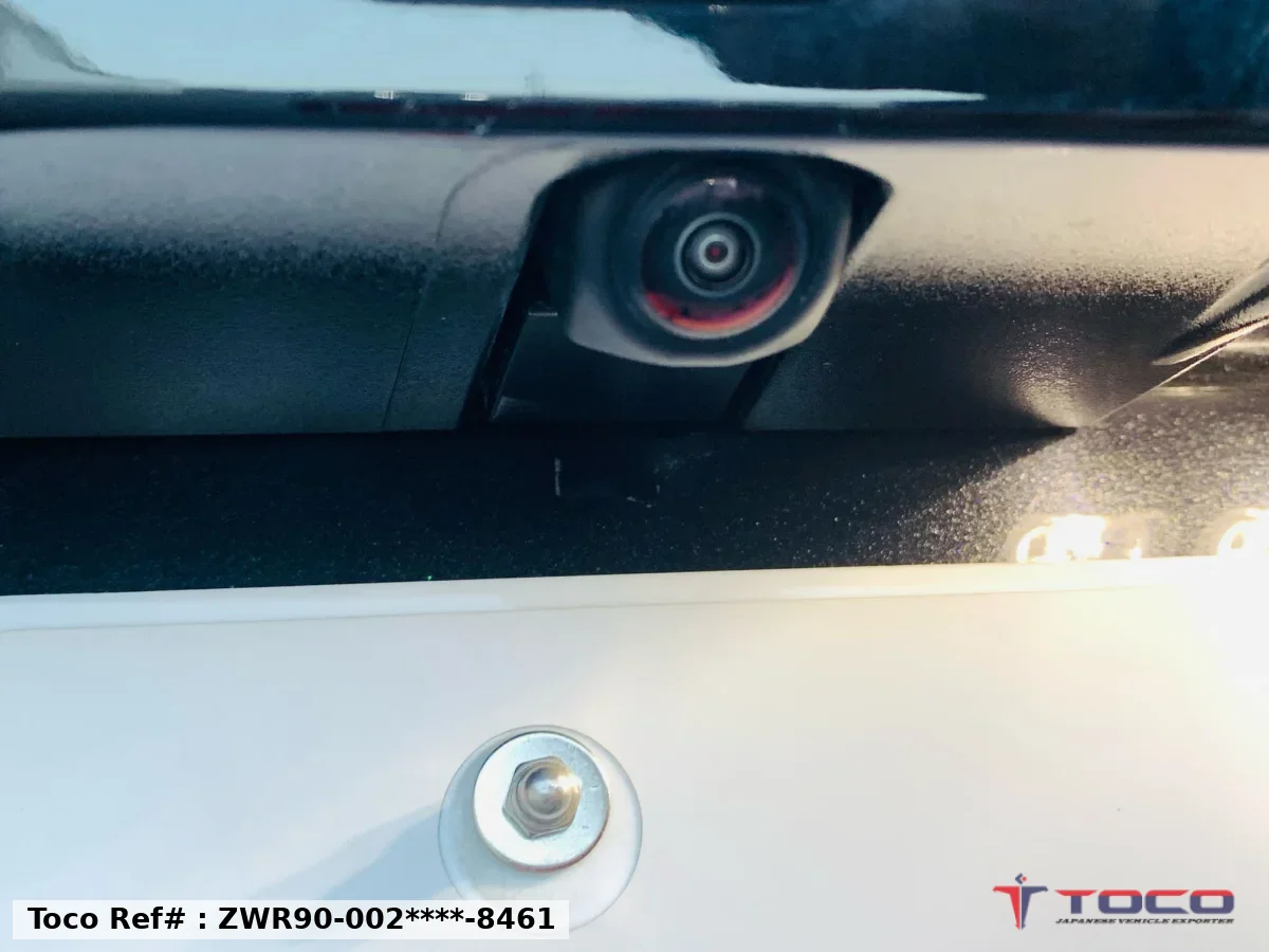 2022 TOYOTA VOXY
