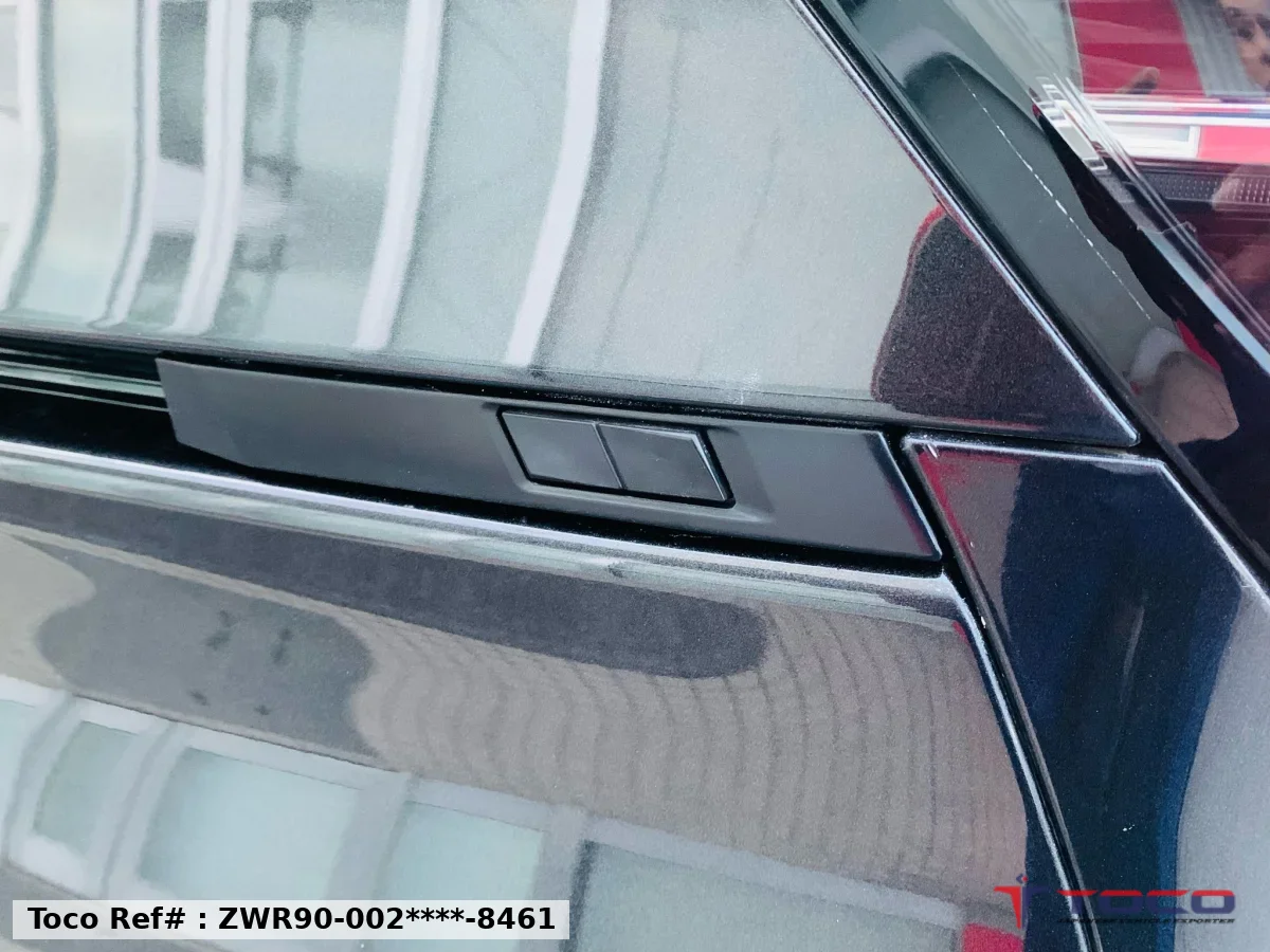2022 TOYOTA VOXY