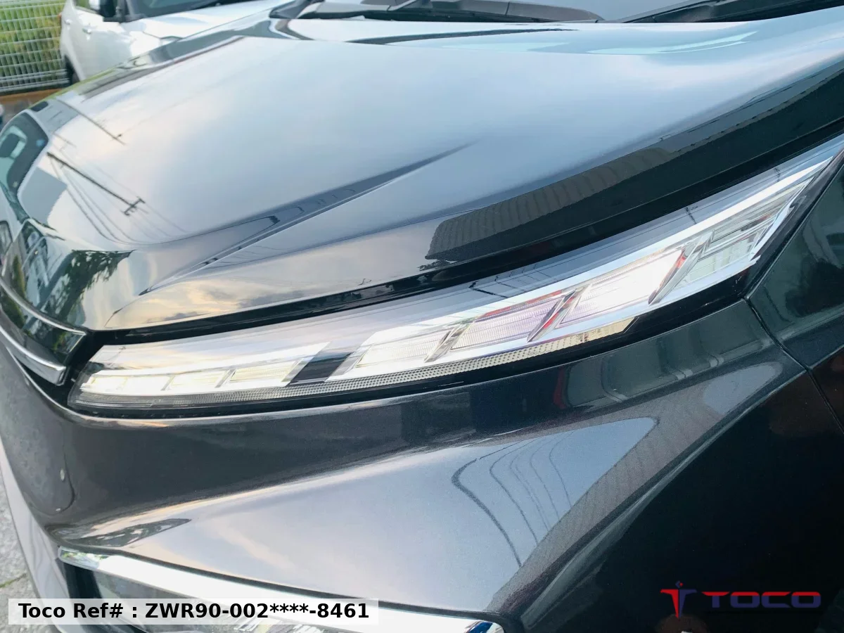 2022 TOYOTA VOXY