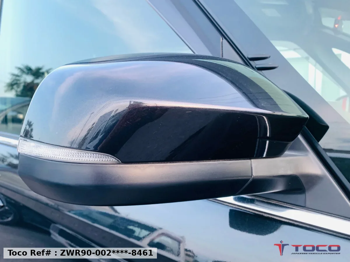 2022 TOYOTA VOXY