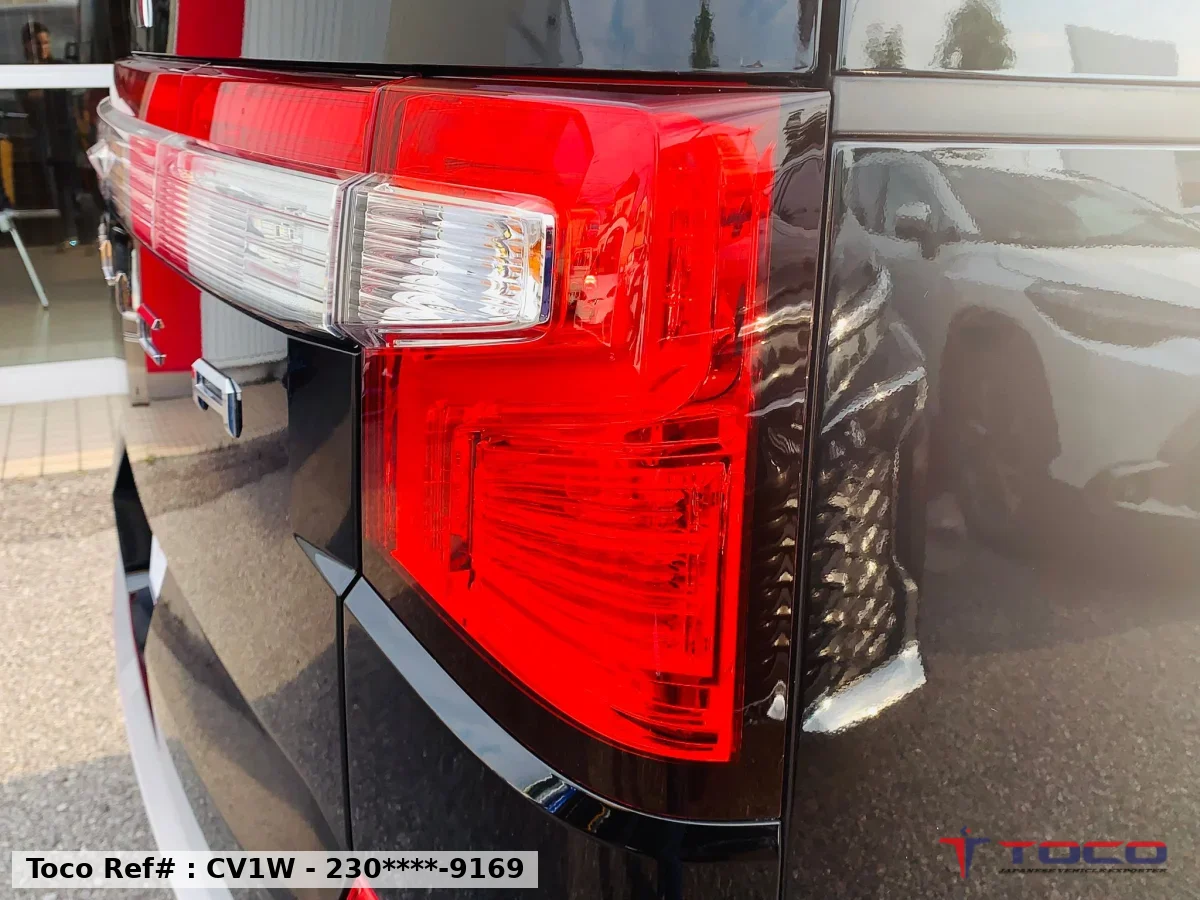2021 MITSUBISHI DELICA P