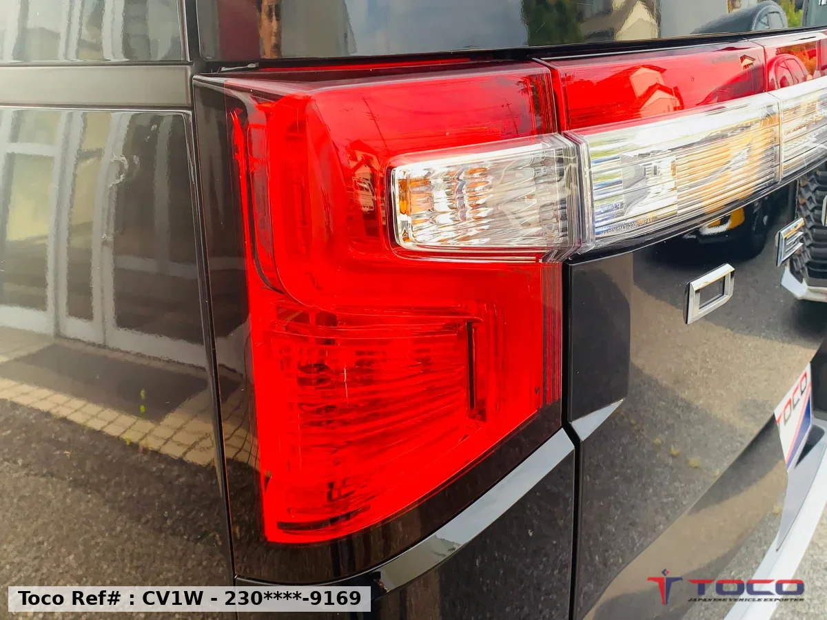 2021 MITSUBISHI DELICA P