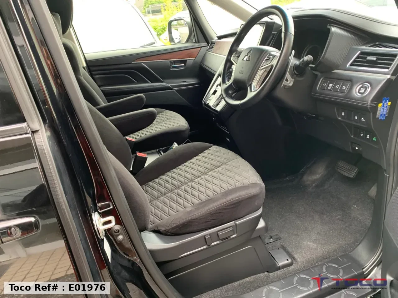 2021 MITSUBISHI DELICA D: 5