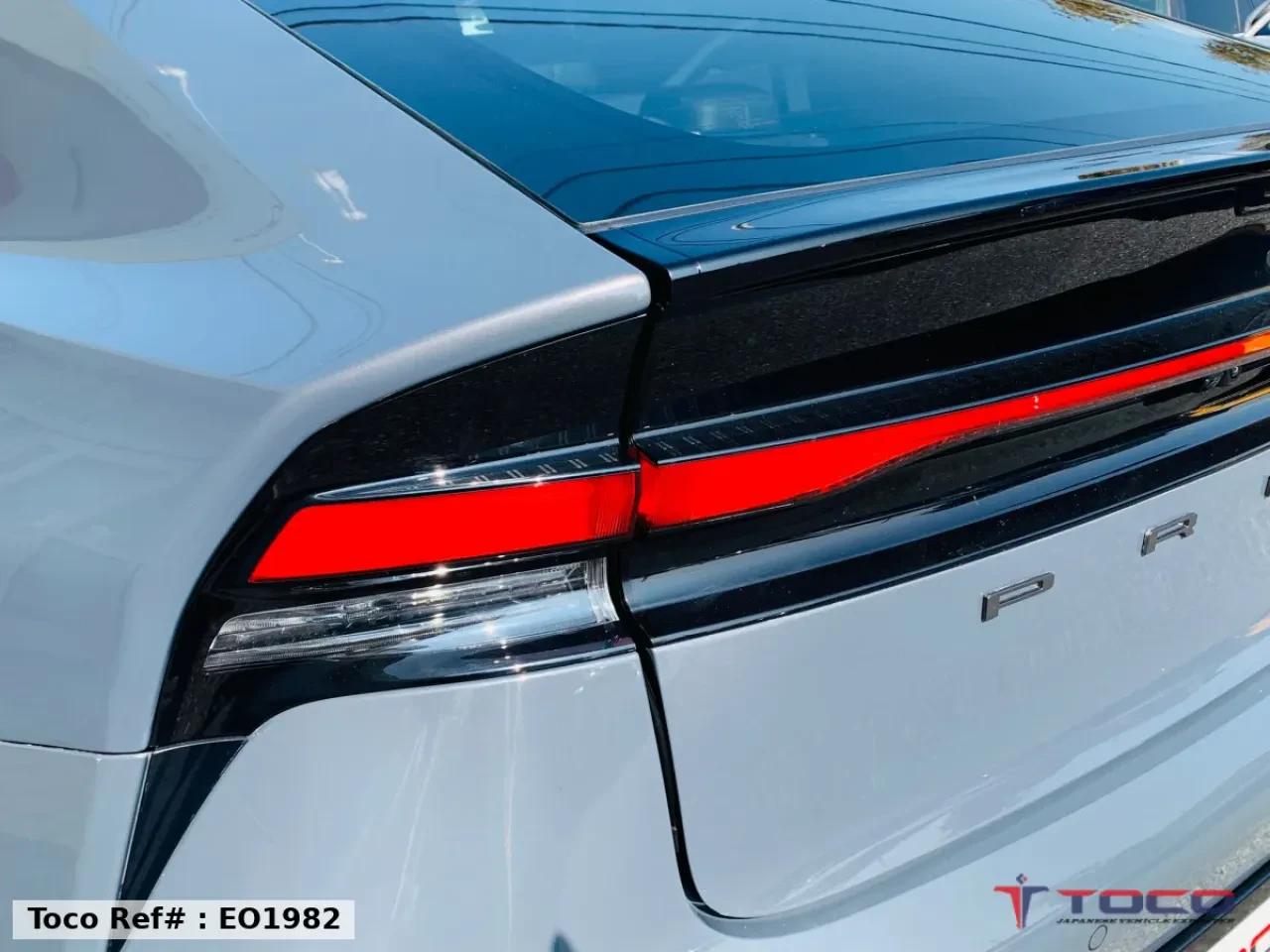 2023 TOYOTA PRIUS